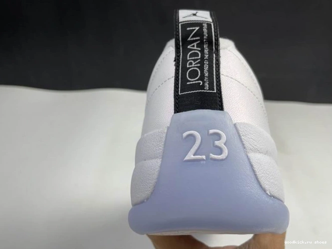 AIR JORDAN RETRO (2021) DB0733-190 LOW 12 EASTER 0708